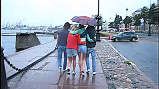 Две пары русских студентов устроили групповуху на съемной квартире