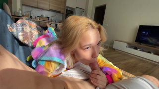 Костюм единорога снимай и на хуй мой крепкий налетай!